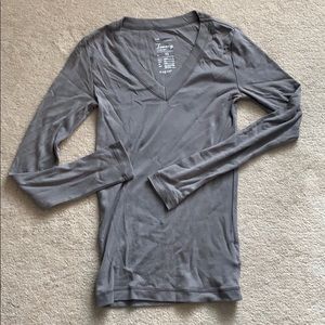 Gap The Bowery Super Soft XS Grey Vneck Tee